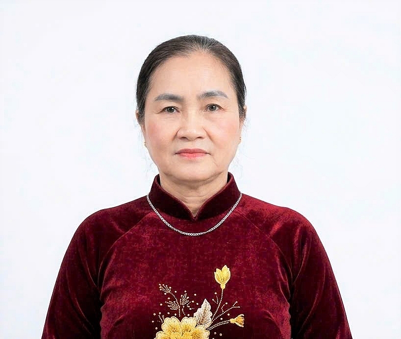 Bà Hoàng Thị Điển.