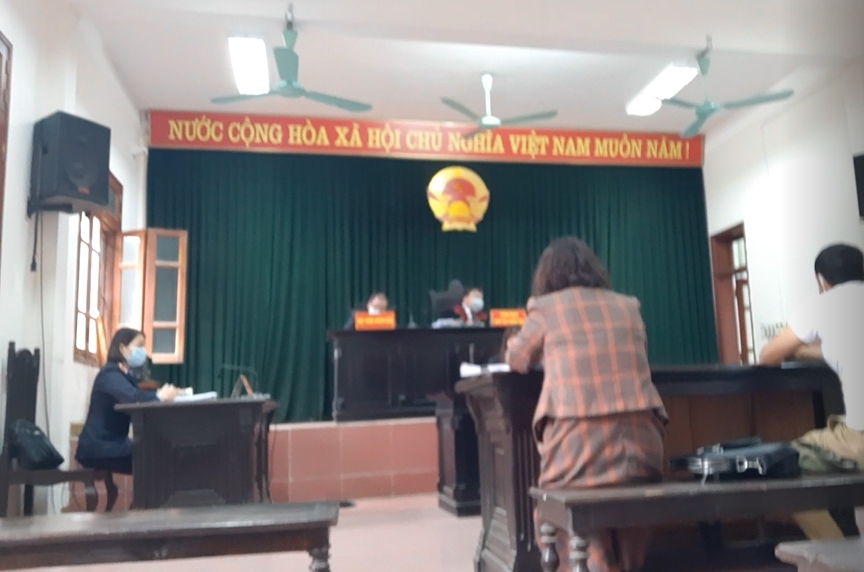 Quang cảnh phiên tòa sơ thẩm ngày 1/3/2021 tại TAND TP Tuyên Quang