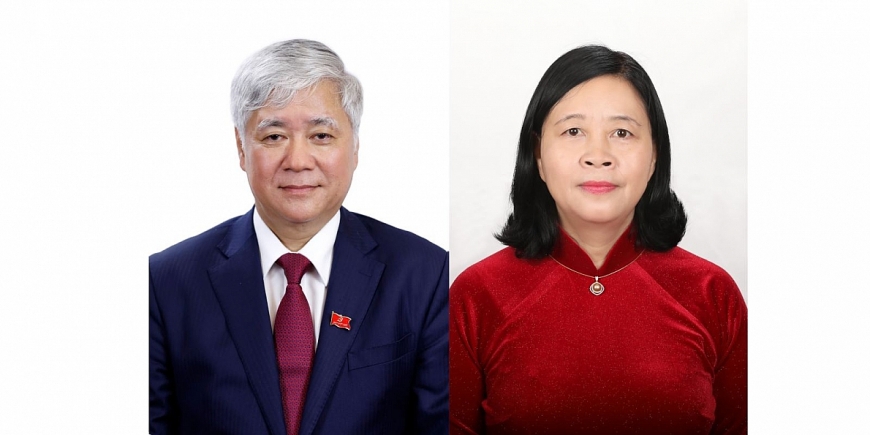 Từ trái qua: Đồng chí Đỗ Văn Chiến, Bí thư Trung ương Đảng khóa XIII, Bộ trưởng, Chủ nhiệm Ủy ban Dân tộc; Đồng chí Bùi Thị Minh Hoài, Bí thư Trung ương Đảng khóa XIII, Phó Chủ nhiệm thường trực Ủy ban Kiểm tra Trung ương.