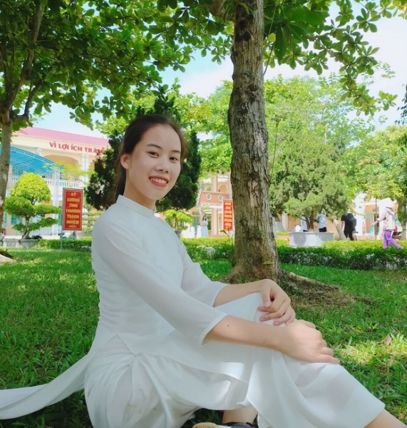 Nữ sinh được 10 điểm Ngữ văn: Làm bài thi dài 12 trang, điểm tổng kết 9,9