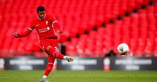 Liverpool mất siêu cúp Anh, HLV Klopp nhận lỗi thay học trò