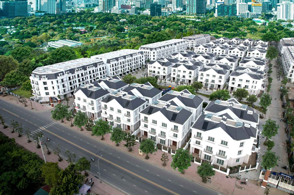 Eurowindow Twin Parks được kiến tạo như một công viên xanh, nằm đối diện với công viên trung tâm Gia Lâm rộng 30ha, tạo nên đô thị “hai công viên” độc đáo