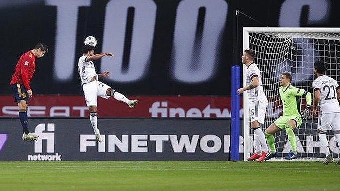 Morata mở tỷ số cho Tây Ban Nha ở phút 17 Morata mở tỷ số cho Tây Ban Nha ở phút 17