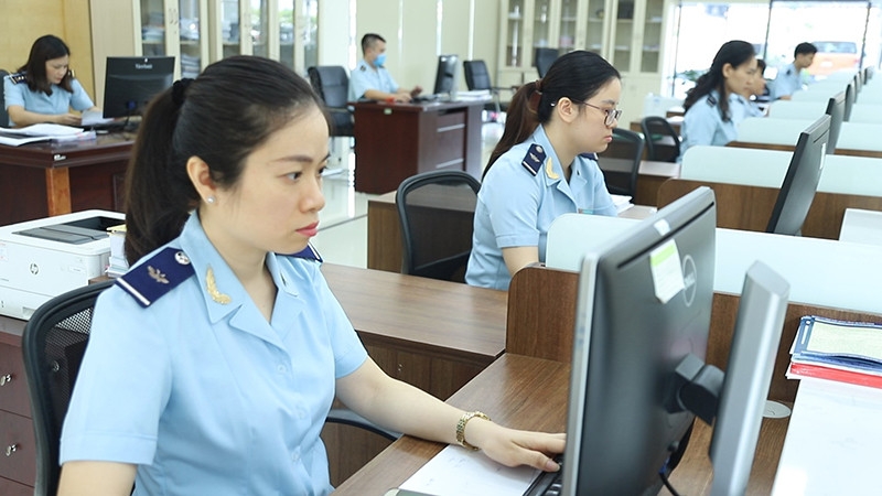 Cục Hải quan Quảng Ninh thu ngân sách vượt 156% chỉ tiêu được giao Cục Hải quan Quảng Ninh thu ngân sách vượt 156% chỉ tiêu được giao