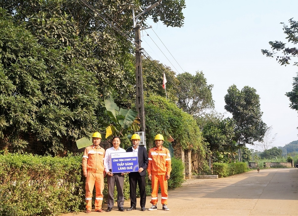 Công ty Điện lực Thanh Hóa: Triển khai nhiều hoạt động hỗ trợ người dân, doanh nghiệp trong “Tháng Tri ân khách hàng” năm 2022