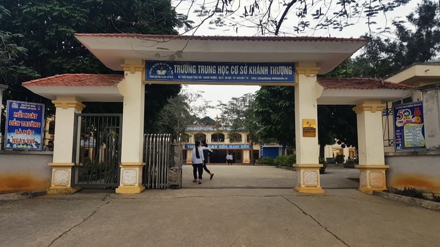 C&ocirc;ng an điều tra nghi &aacute;n m&ocirc;i giới mại d&acirc;m nữ sinh cấp 2 tại Ba V&igrave; - 2