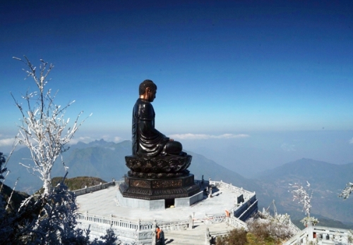 Hành hương đầu năm về Tây Bắc, nên chiêm bái cầu an ở những điểm nào?