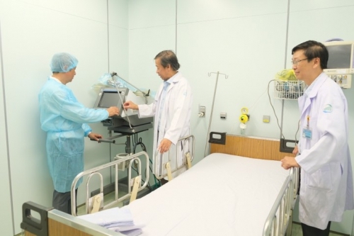 Hai cha con người Trung Quốc nhiễm virus nCoV: Đã có một người khỏi bệnh