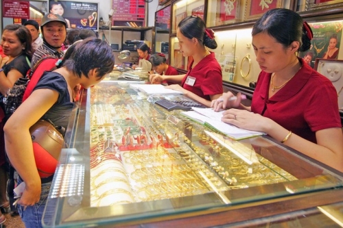 Phiên giao dịch đầu năm Canh Tý: Giá vàng tăng "dựng đứng"