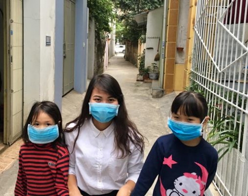 Thanh Hóa: Khẩu trang y tế tại các hiệu thuốc “cháy hàng”, “giá leo thang”