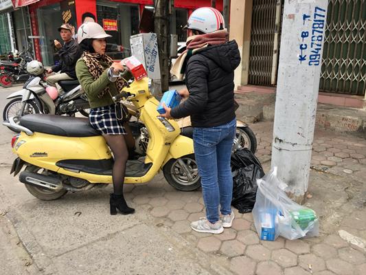 Thanh Hóa: Khẩu trang y tế tại các hiệu thuốc “cháy hàng”, “giá leo thang”