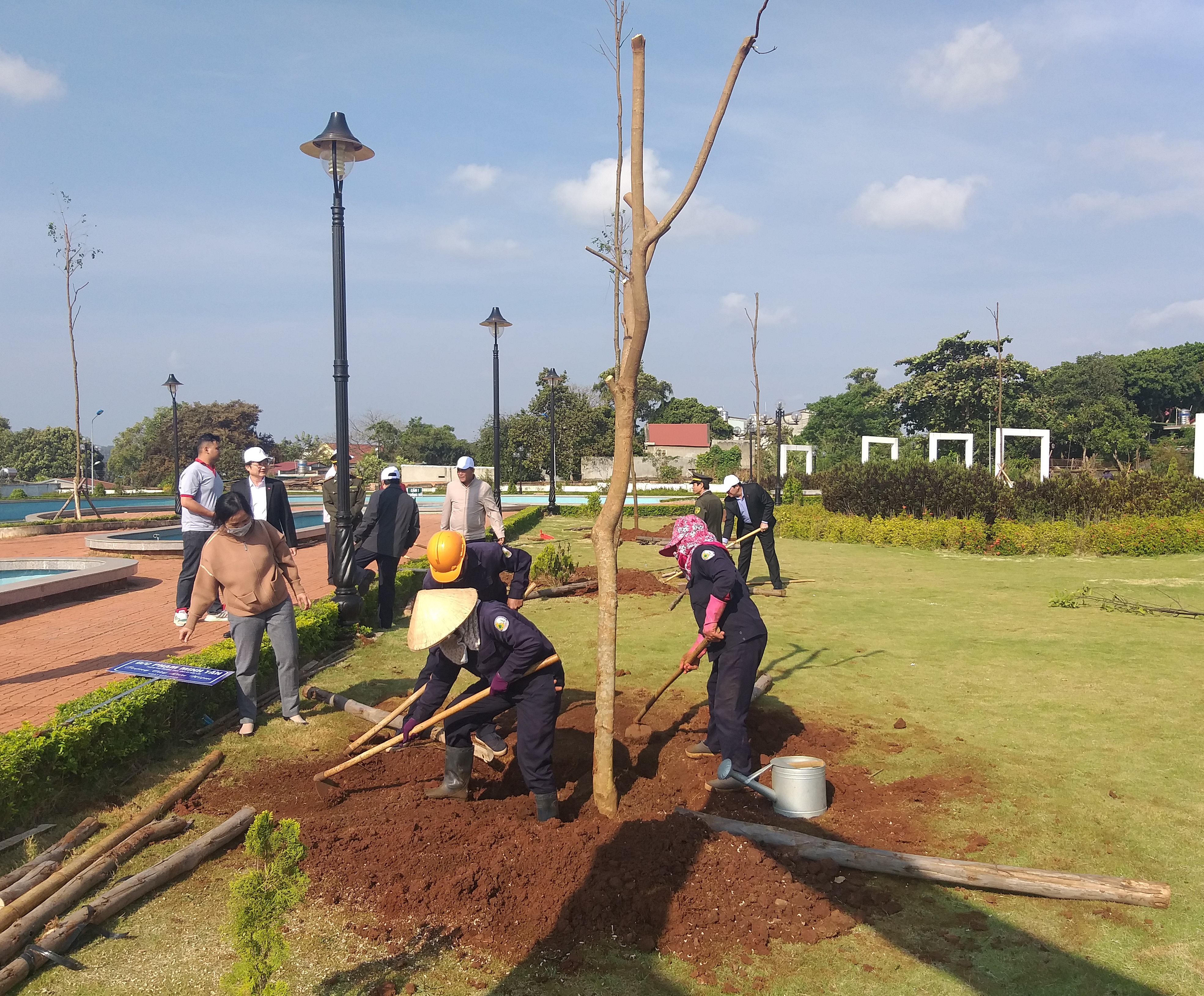 TP Buôn Ma Thuột, Đắk Lắk phát động tết trồng cây xuân Canh Tý - 2020.
