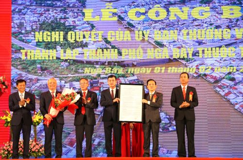 Hậu Giang: Long trọng lễ kỷ niệm 90 năm Ngày thành lập Đảng và công bố thành lập TP Ngã Bảy