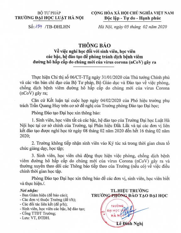 Th&ocirc;ng báo lùi ngày học của Trường Đại học Lu&acirc;̣t Hà N&ocirc;̣i.