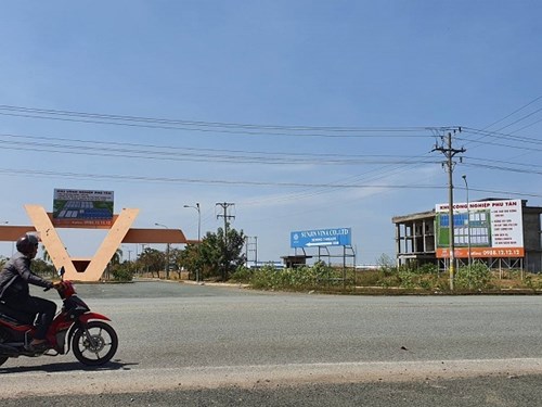 “Điểm mặt” những lình xình liên quan tới KCN Phú Tân