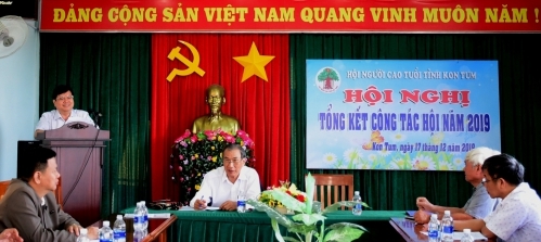 Tỉnh Kon Tum: Chăm lo vật chất, tinh thần cho NCT