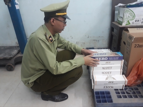 Thu phạt 30 triệu đồng, tịch thu 270 bao thuốc lá điếu nhập lậu tại thành phố Mỹ Tho