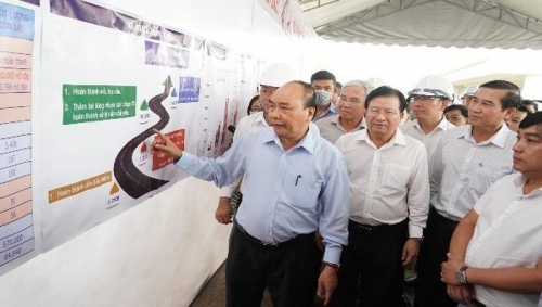 Thủ tướng Chính phủ kiểm tra Dự án cao tốc Trung Lương - Mỹ Thuận