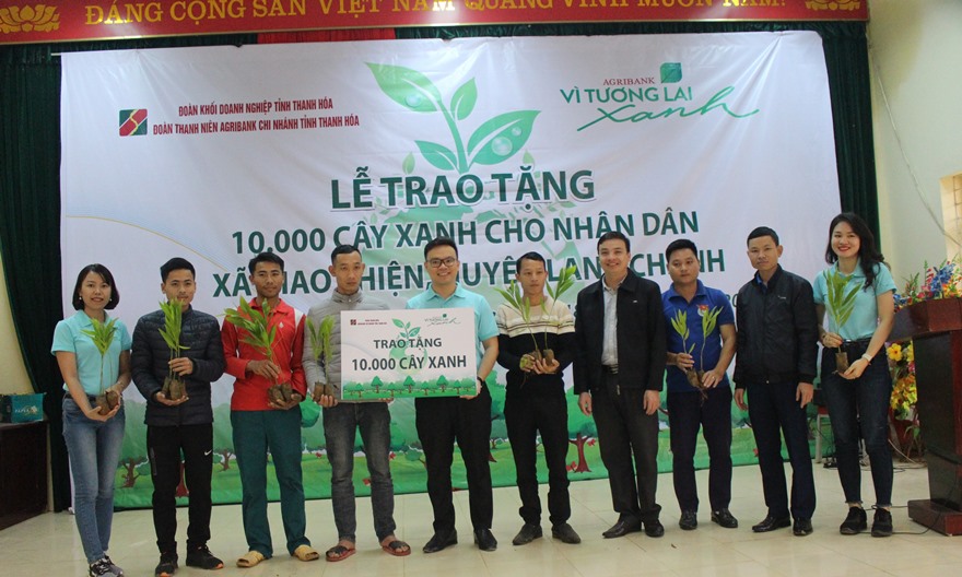 Chung tay bảo vệ m&ocirc;i trường - Agribannk V&igrave; tương lai xanh, Th&ecirc;m c&acirc;y - th&ecirc;m sự sống