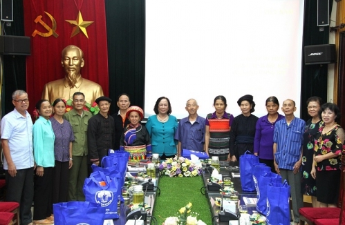 Nhiệm vụ không của riêng ai