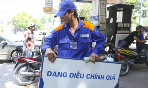 Giá xăng sẽ giảm sâu vào ngày mai?