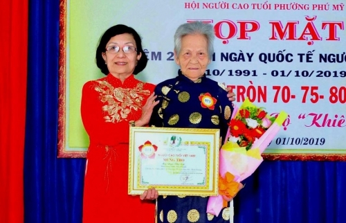 Phường Phú Mỹ, TP Thủ Dầu Một, tỉnh Bình Dương: NCT xây dựng đời sống văn hóa