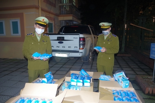 Thái Nguyên: Xử lý, tịch thu lô khẩu trang gần 20.000 chiếc