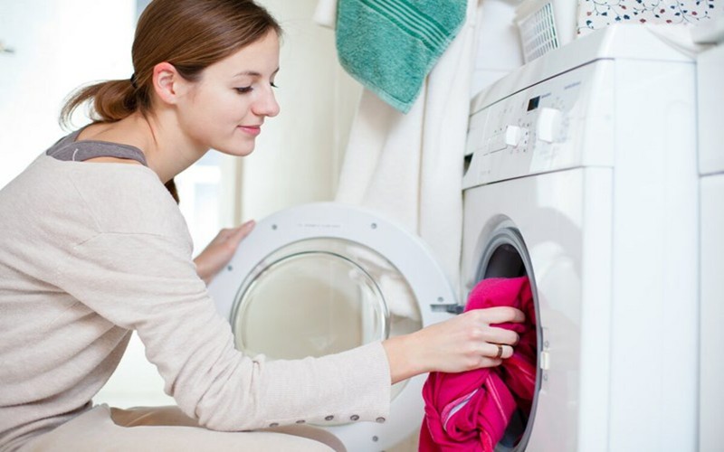 Virus corona có thể tồn tại bao lâu trên quần áo?