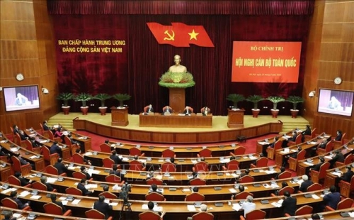 Chống dịch COVID-19 phải đặt trong tổng thể nhiệm vụ phát triển kinh tế - xã hội, an ninh quốc phòng và đối ngoại