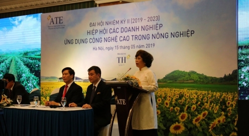 Làm thể nào để trao cho người nông dân chiếc “chìa khóa vàng” trong nông nghiệp?