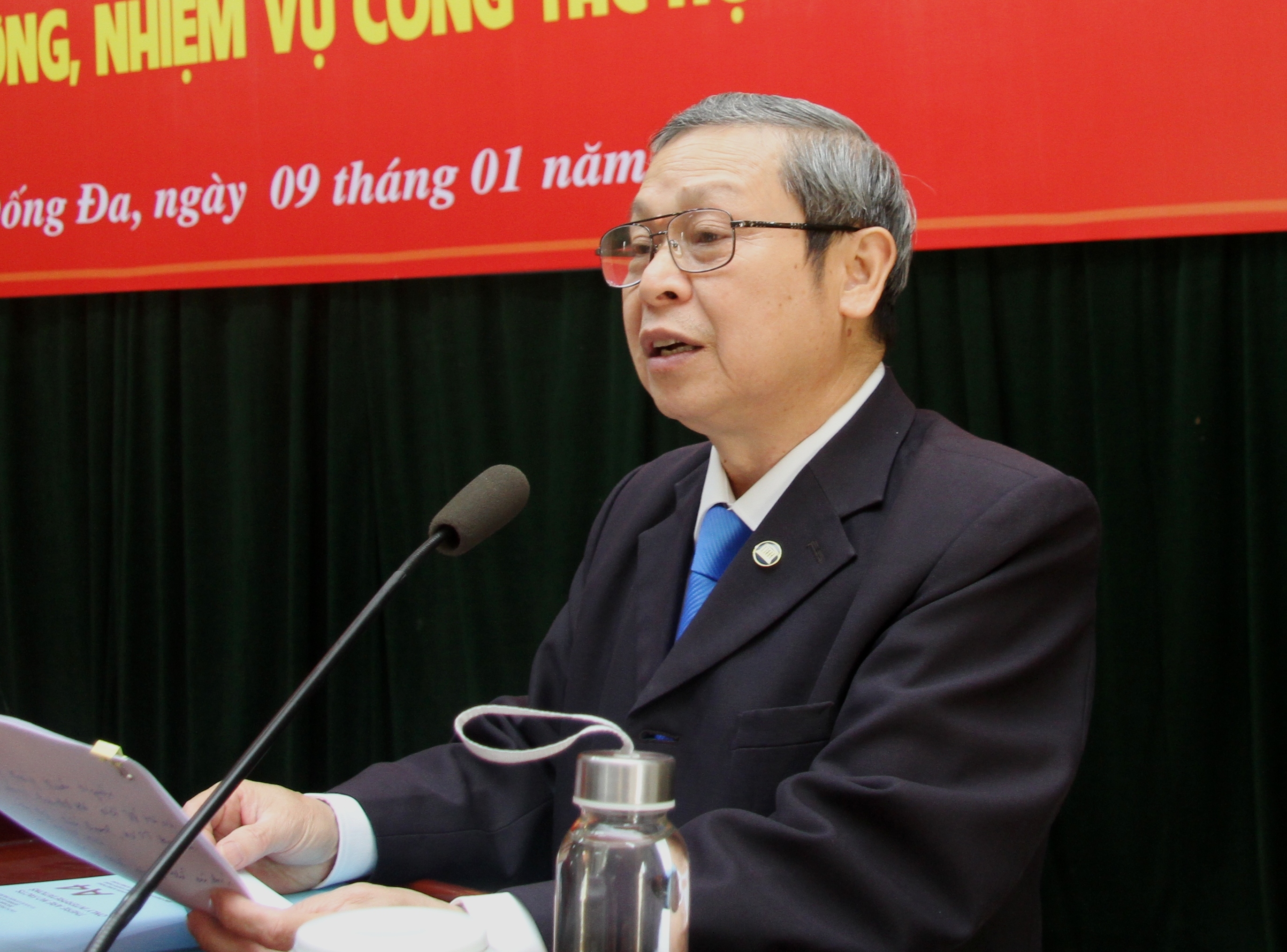 &Ocirc;ng B&ugrave;i Long H&ograve;a