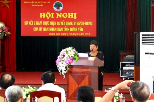 Tỉnh Hưng Yên: Sơ kết thực hiện Quyết định của UBND tỉnh về nhân rộng mô hình CLB Liên thế hệ tự giúp nhau