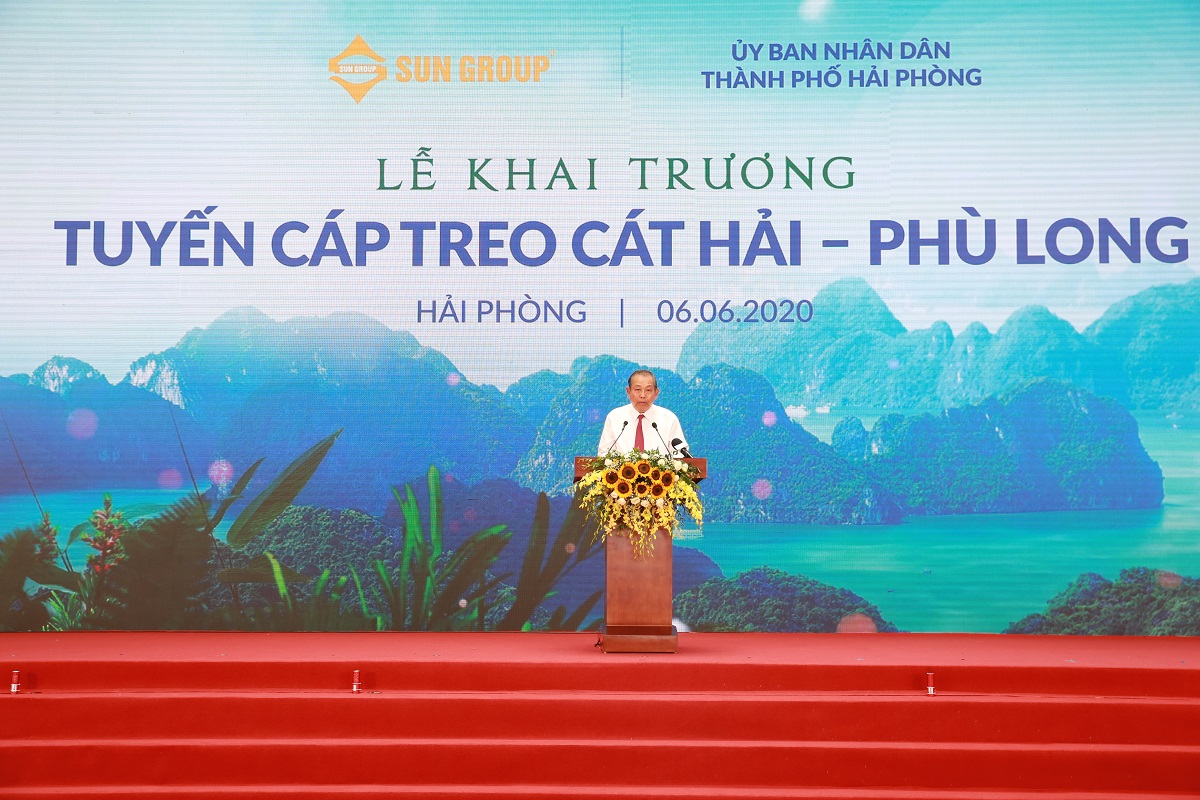 Ph&oacute; Thủ tướng Thường trực Ch&iacute;nh Phủ Trương H&ograve;a B&igrave;nh ph&aacute;t biểu tại Lễ khai trương