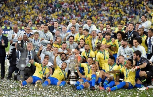 Brazil lần thứ 9 vô địch Copa America dù chơi thiếu người