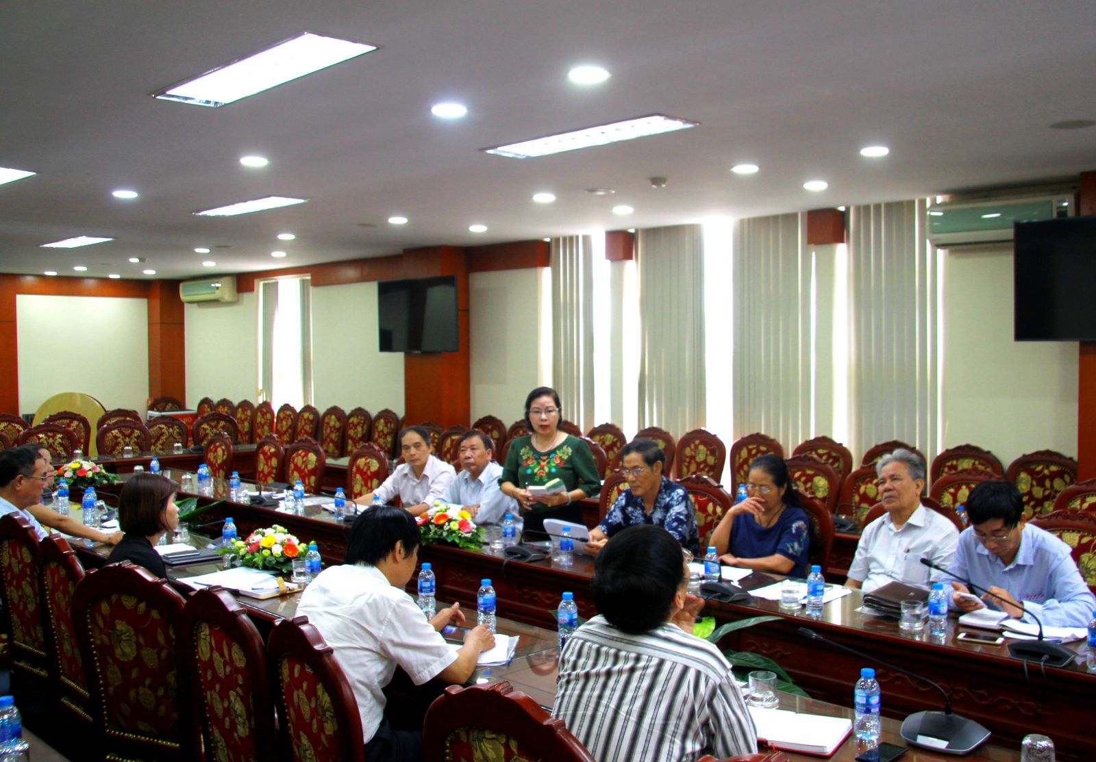 Đại biểu tham luận