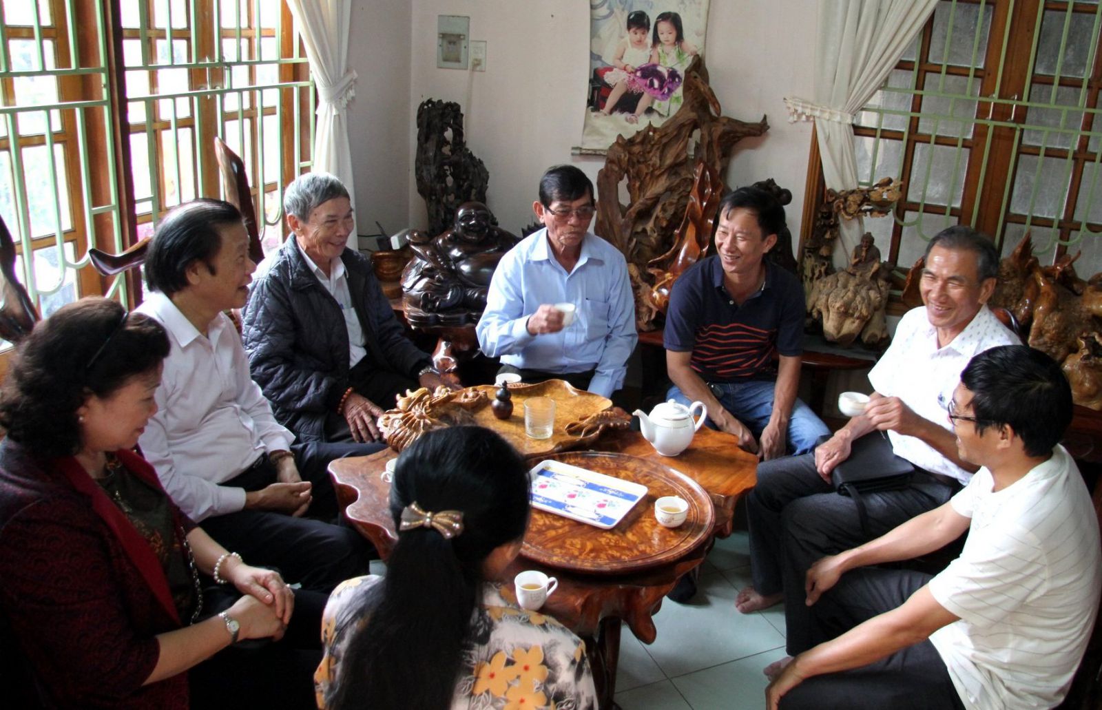 Ph&oacute; Chủ tịch Thường trực Đamg Hữu Đắc thăm, l&agrave;m việc với c&aacute;n bộ Hội tỉnh Kon Tum