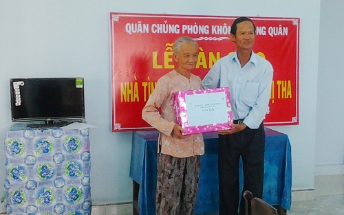 Ấm nồng đạo lí uống nước nhớ nguồn
