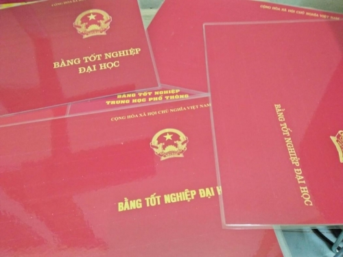 “Công ty ma” trong trường đại học