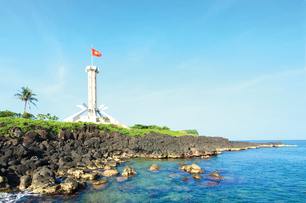 Cột cờ Tổ Quốc Đảo Cồn Cỏ