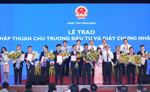TS. Trần Du Lịch: Miền Trung chậm thủ tục đầu tư một ngày là tiếp tục nghèo thêm một năm