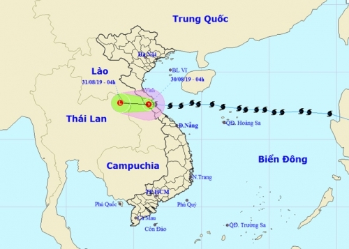 Bão số 4 vào đất liền suy yếu thành áp thấp nhiệt đới