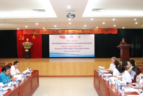"Tiến tới công bằng trong chăm sóc sức khỏe NCT"