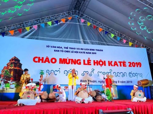 Sôi nổi Lễ hội Ka Tê của đồng bào Chăm Bình Thuận
