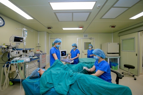 “Vũ khí” mới giúp các cặp vợ chồng chuyển phôi thất bại nhiều lần cán đích thành công