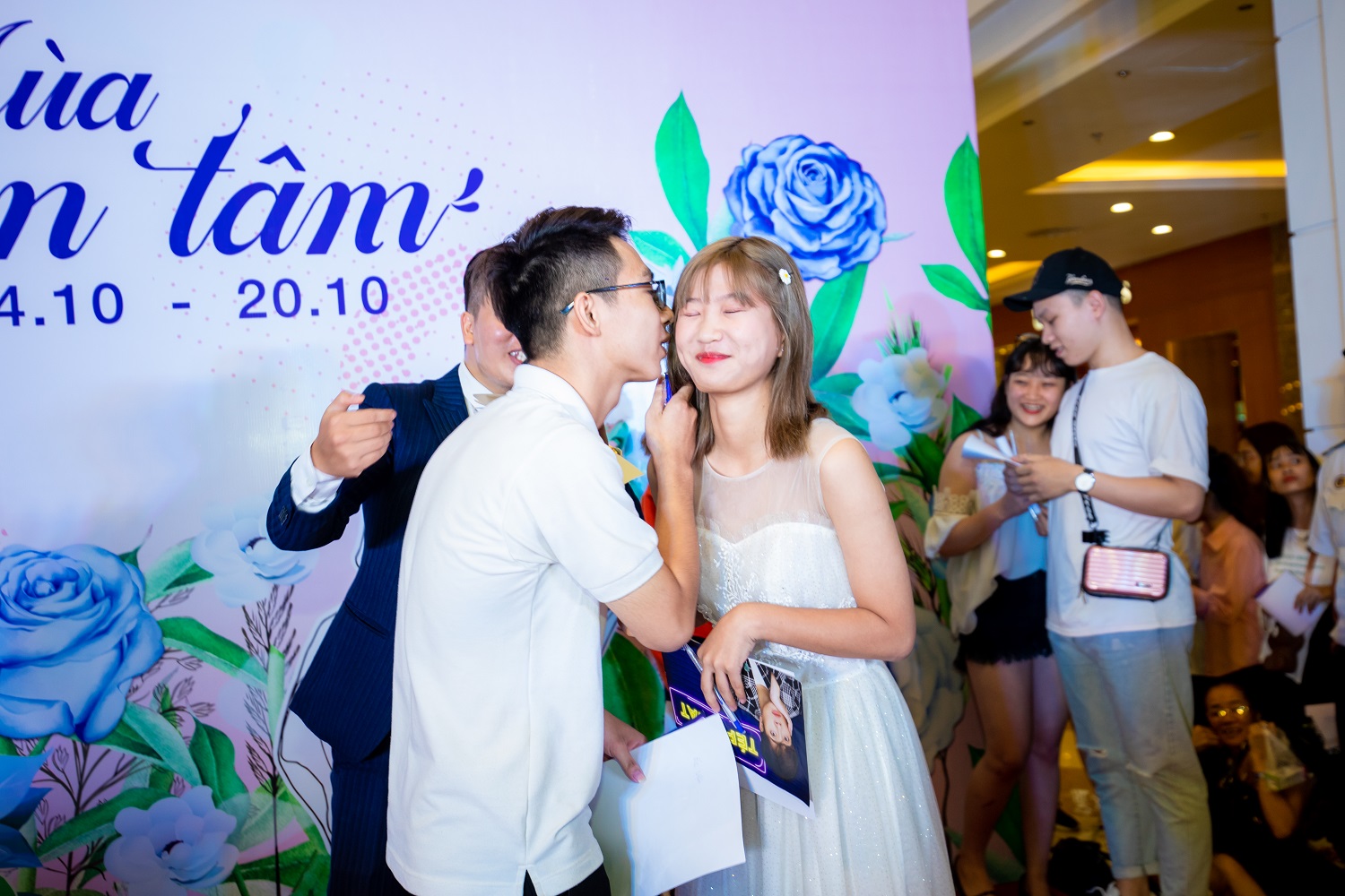 C&aacute;c gameshow tại Vincom được nhiều cặp đ&ocirc;i hưởng ứng v&igrave; đ&acirc;y l&agrave; cơ hội &ldquo;tạo ra những k&iacute; ức y&ecirc;u thương&rdquo; c&ugrave;ng nhau của c&aacute;c đ&ocirc;i bạn trẻ
