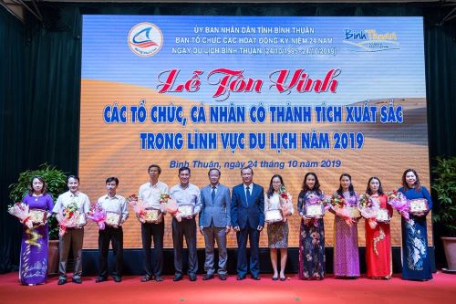Bình Thuận:Tôn vinh các tổ chức cá nhân có thành tích xuất sắc trong lĩnh vực du lịch