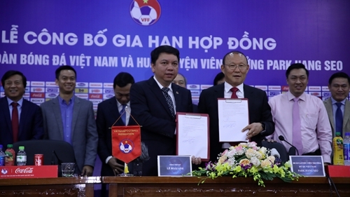 ‘Giải mật’ chuyện Vingroup trả lương cho HLV Park Hang Seo