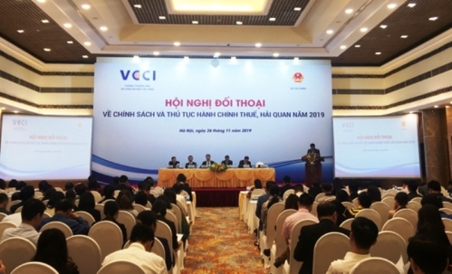 Đối thoại với doanh nghiệp: Những khó khăn, vướng mắc về chính sách thuế, hải quan