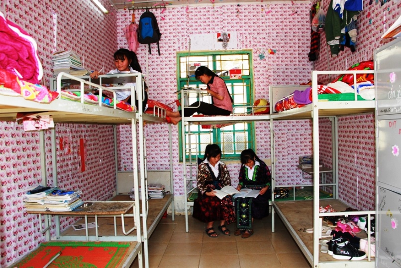 C&aacute;c c&ocirc;ng tr&igrave;nh phục vụ ph&aacute;t triển sự nghiệp gi&aacute;o dục đ&agrave;o tạo, n&acirc;ng cao d&acirc;n tr&iacute; v&agrave; chất lượng nguồn nh&acirc;n lực được x&acirc;y dựng từ nguồn vốn hỗ trợ của Agribank đ&atilde; mang đến diện mạo khởi sắc cho khu vực n&ocirc;ng th&ocirc;n, v&ugrave;ng s&acirc;u, v&ugrave;ng xa c&ograve;n gặp nhiều kh&oacute; khăn tr&ecirc;n cả nước