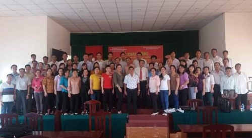 Vụ ông Đỗ Văn Định kiện Trường CBQLGD TP Hồ Chí Minh: Nhiều dấu hiệu buộc thôi việc trái luật!